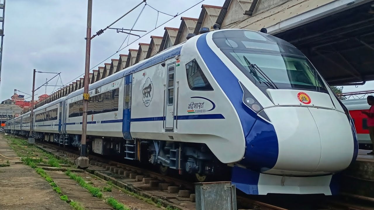 Howrah-Patna Vande Bharat Express Faces Technical Glitch; Passengers Safely Transferred